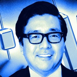 Tom Lee Wants a 10% Crash Before S&P 500 Hits 8,000, Bitcoin Already Had One